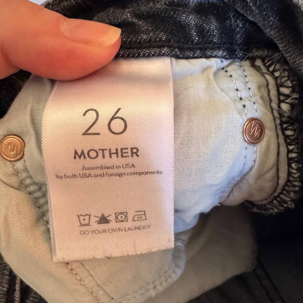 Mother High Waisted Hiker Hover Jeans Midnights With Molly Faded Black Size 26 - Picture 10 of 13